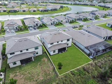 11264 Canopy Loop, Fort Myers, FL 33913 - photo 4