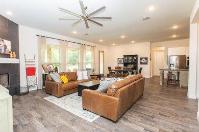 107 Maudy Ln, Springtown, TX 76082 - photo 4