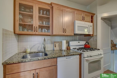 911 N 50th St, Omaha, NE 68132 - photo 7