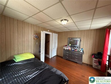 431 N Railroad St, Allentown, PA 18102 - photo 6