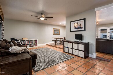 3342 W Mercer Ln - MLS-11