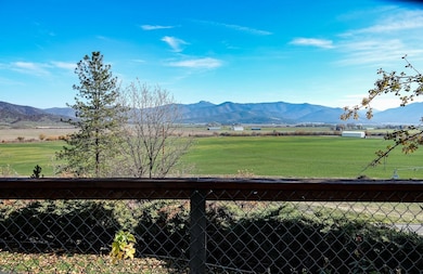 9945 California 3, Fort Jones, CA 96032 - photo 2