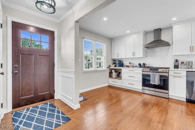 1915 Crescent Pkwy, Linden, NJ 07036 - photo 5