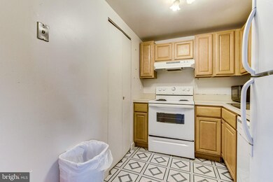 8636 Village Way, Alexandria, VA 22309 - photo 3