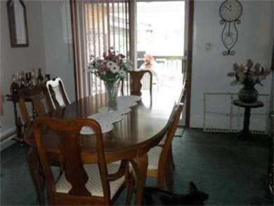 467 Allen St, New Bedford, MA 02740 - photo 3