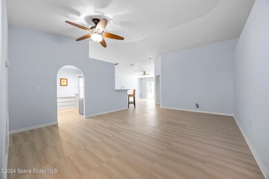 1515 Vista Lake Cir, Melbourne, FL 32904 - photo 4