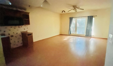 Kitchen/nook and family room