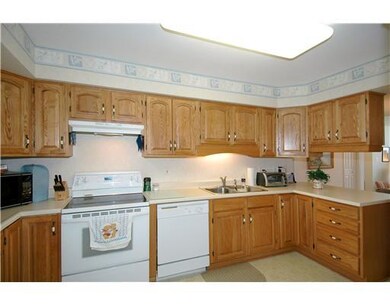 Kitchen. A fully equipped kitchen with an abundant