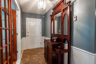 566 Randall St.-5