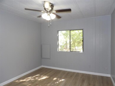 4711 Albatross Dr, Granbury, TX 76049 - photo 7