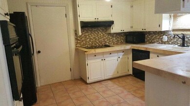 610 W 13th St, Weslaco, TX 78596 - photo 5