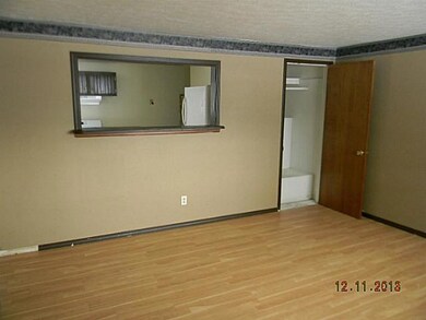 3714 Shirley Ln, Columbus, OH 43228 - photo 2