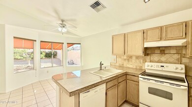 413 N Flint St, Gilbert, AZ 85234 - photo 4