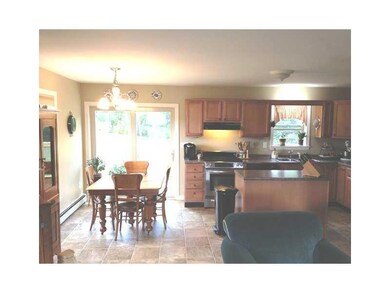 11 Tegan's Way, Bowdoinham, ME 04008 - photo 4