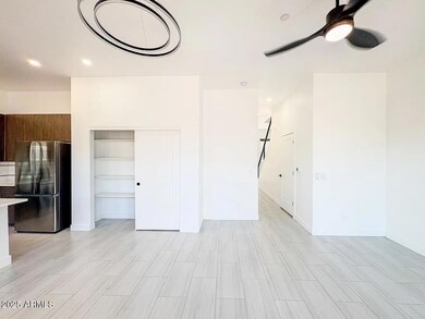 3109 N 39th St unit 9, Phoenix, AZ 85018 - photo 7