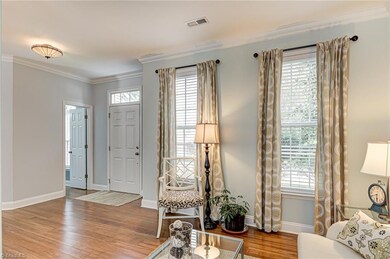 203 Jamestown Oaks Dr, Jamestown, NC 27282 - photo 3