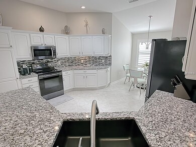 561 Brighton Dr, The Villages, FL 32162 - photo 7