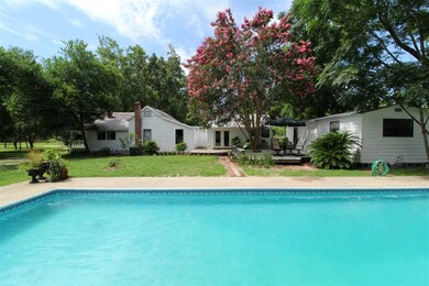 84 Council Moore Rd, Crawfordville, FL 32327 - photo 2