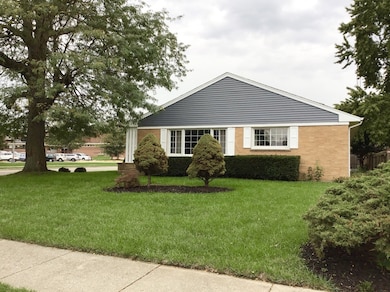 2140 Brookside Ave, Waukegan, IL 60085 - photo 2