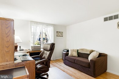 10 Lexton Run, Voorhees, NJ 08043 - photo 4