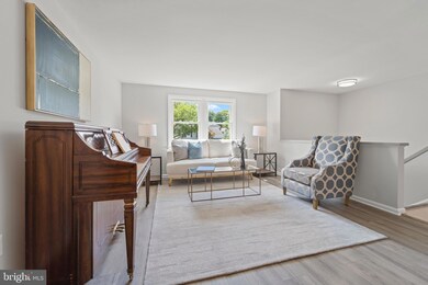 1110 Devon St, Herndon, VA 20170 - photo 3