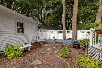 1247 South St, Portsmouth, NH 03801 - photo 5