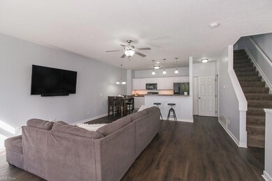 Extra large great room!