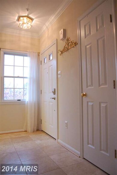 15801 Glacier Ct, North Potomac, MD 20878 - photo 4