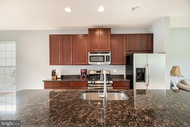 13240 Shawnee Ln unit 107, Clarksburg, MD 20871 - photo 5