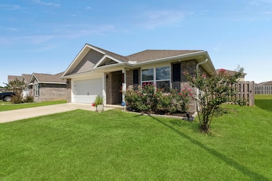 01_936MerganserWay_2004_HiRes