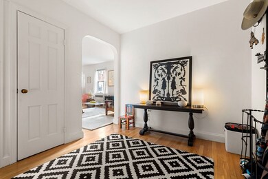 Cambridge Court unit L4G, Cambridge, MA 02139 - photo 3