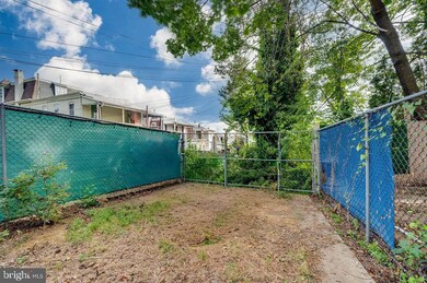 112 Windsor St, Reading, PA 19601 - photo 4