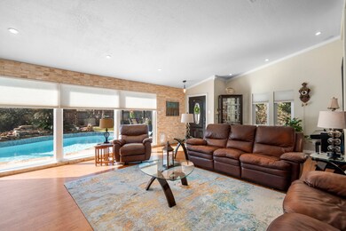 64 Laughing Brook Ct, Spring, TX 77380 - photo 2