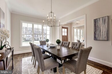 8909 Charred Oak Dr, Bethesda, MD 20817 - photo 6