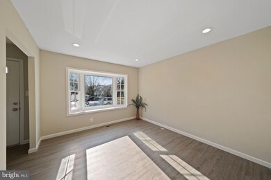 3025 Hickory Grove Ct, Fairfax, VA 22031 - photo 3
