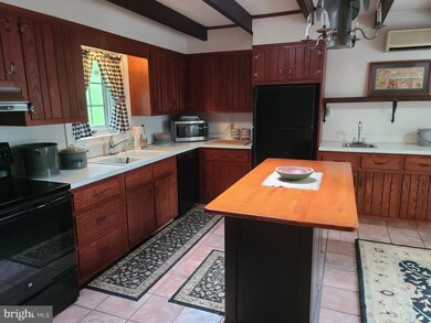 249 Creek Rd, Boyertown, PA 19512 - photo 5