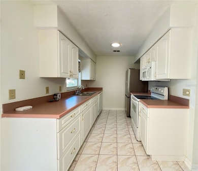 411 Parson Brown Way, Longwood, FL 32750 - photo 2