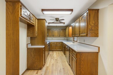 4535 W La Casa