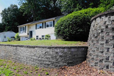 22 Stanford Rd, Nashua, NH 03064 - photo 3