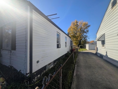 2495 Pontiac St, Columbus, OH 43211 - photo 5