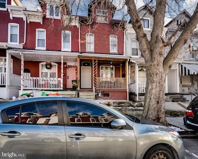 243 Pear St, Reading, PA 19601 - photo 3