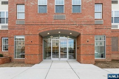 498 van Bussum Ave unit 209C, Saddle Brook, NJ 07663 - photo 2