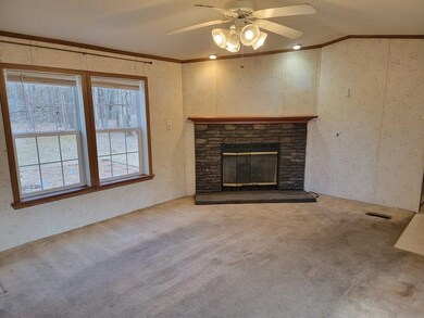 31 Daniel Shays Hwy, Orange, MA 01364 - photo 3