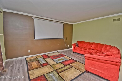 6510 Azure Ct, East Stroudsburg, PA 18301 - photo 5