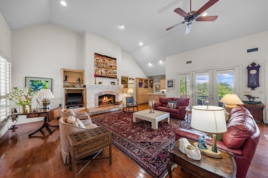 101 N Crestline, Kerrville, TX 78028 - photo 3