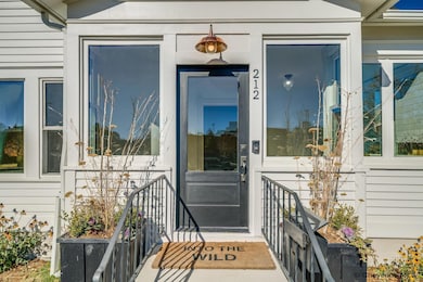 212 E 25th St, Cheyenne, WY 82001 - photo 2