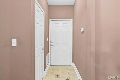 35 Kassebaum Ln unit 204, Saint Louis, MO 63129 - photo 3