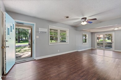 479 Oakhurst Dr, Hernando, MS 38632 - photo 4