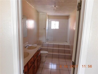 821 Berrel Ct, El Paso, TX 79928 - photo 7