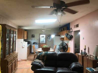 Living room/Dining room